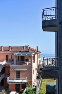 Umberto - 49