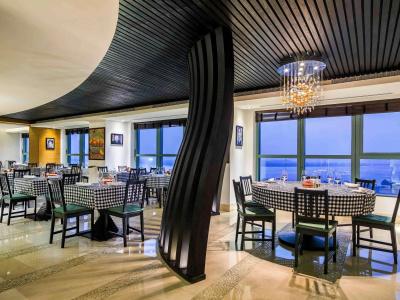 Sofitel Abu Dhabi Corniche - 18