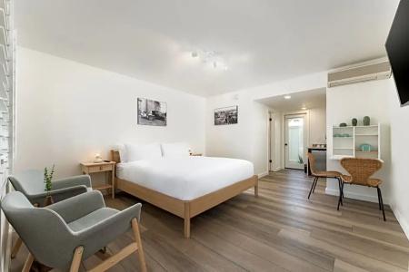 Franciscan Inn & Suites - 38