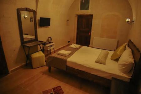 Heritage Cave Inn - 2