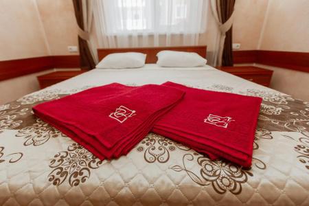RedHouse - 230