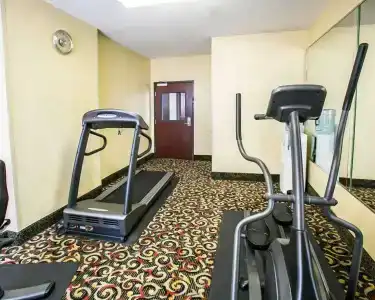 Sleep Inn and Suites - 14