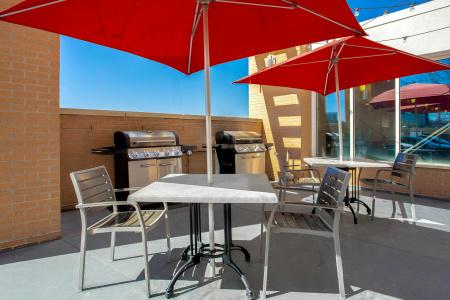 Home2 Suites By Hilton West - 23