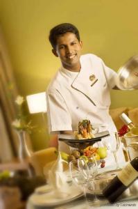 Hilton Colombo Residence - 11