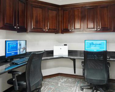 Hampton Inn & Suites - 37