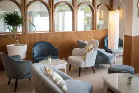 Best Western Plus Le Roof Vannes Bord De Mer - 1
