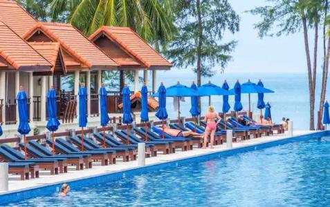 Le Menara Khao Lak beachfront Villa & Resort - 15