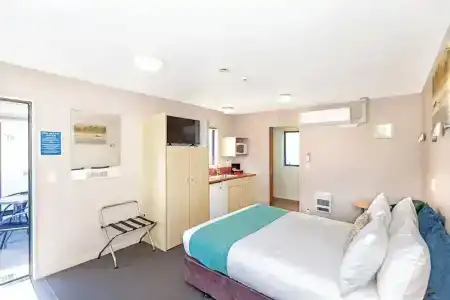 Bella Vista - 76