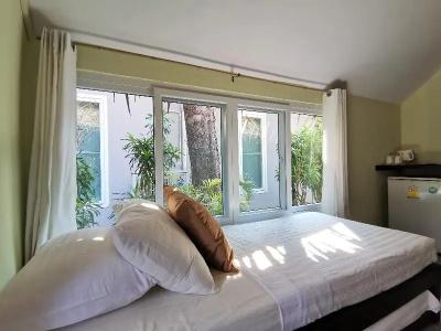Bambie Boutique Home & at Lanta - 11