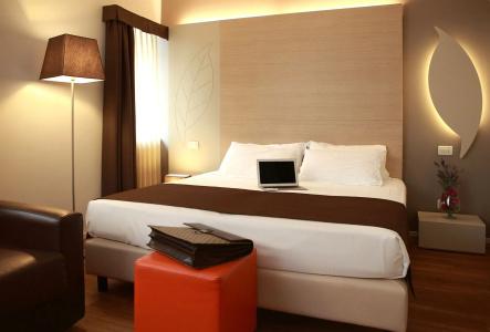 Colonne - Alihotels - 6