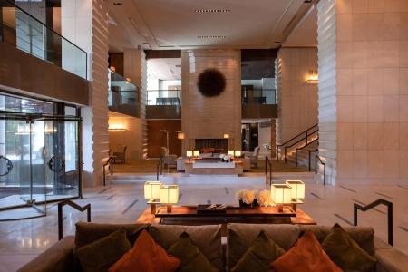 Intercontinental Geneva, An Ihg - 1