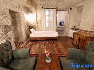 Sarnich Cave Suites - 149