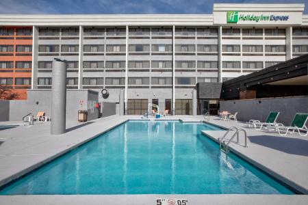 Holiday Inn Express, An Ihg - 37