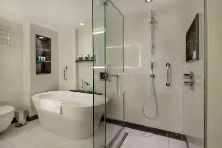 Conrad Istanbul Bosphorus - 11