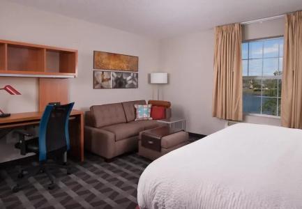 Comfort Suites - 5
