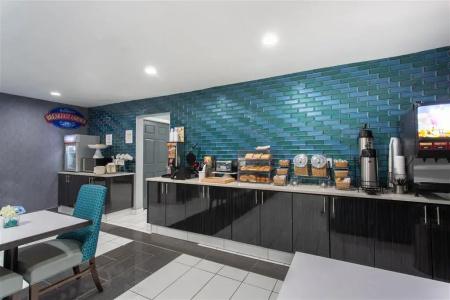 Baymont by Wyndham Charlotte University - 14
