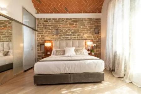 Donati Luxury Tower Suites - 169