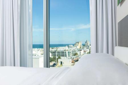Hyatt Centric South Beach Miami - 9