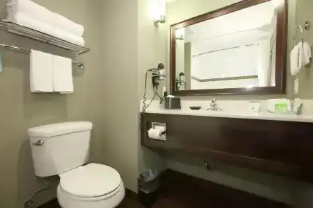 Best Western Pacific Inn - 66