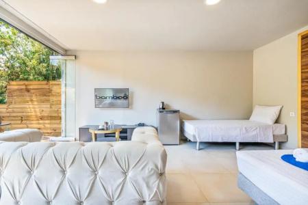Bamboo Suites Boutique - 174