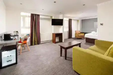 Mercure Abbots Well - 110