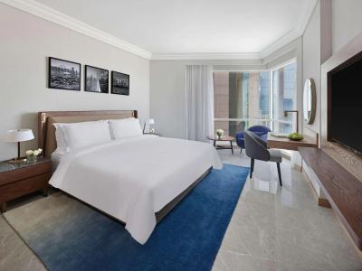 Fairmont Dubai - 11