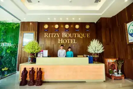 Ritzy Boutique Da Nang - 1