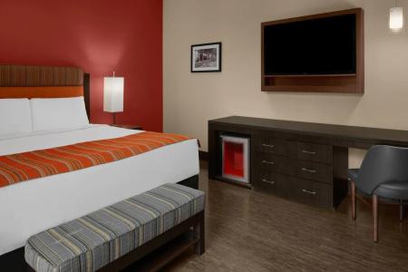 Sirtaj – Beverly Hills - 3