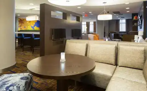 Courtyard by Marriott Houston Galleria - 28