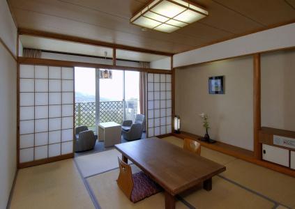Kirishima Kokusai - 4