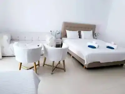 Bamboo Suites Boutique - 16