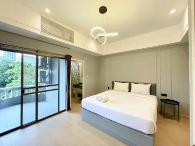 Boss Mansion - 158