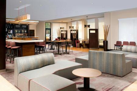 Courtyard by Marriott - 1