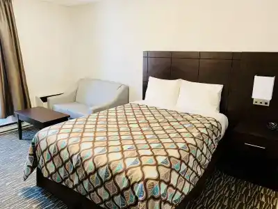 Super 5 Inn - 25