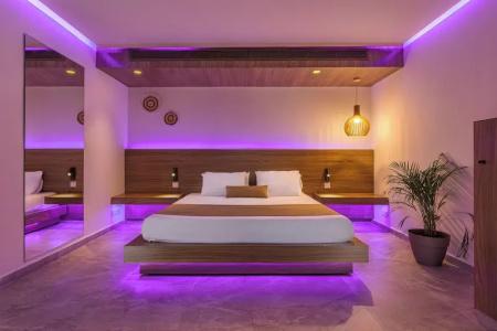 So White Club Resort - 79