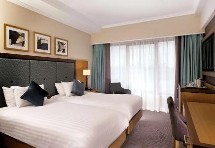 DoubleTree by Hilton London Victoria - 10