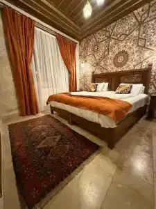 Serenus Cave Suites - 7