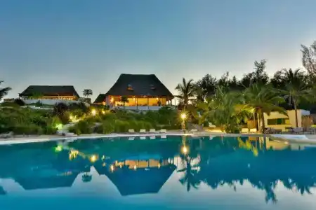 Zanbluu Beach - 2