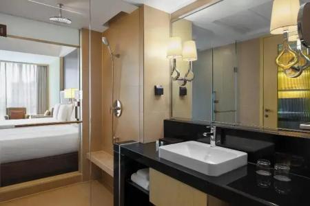 Courtyard by Marriott Shanghai Central - 38