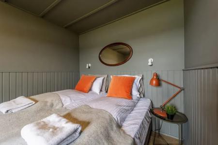 Riverfront Boutique - 20