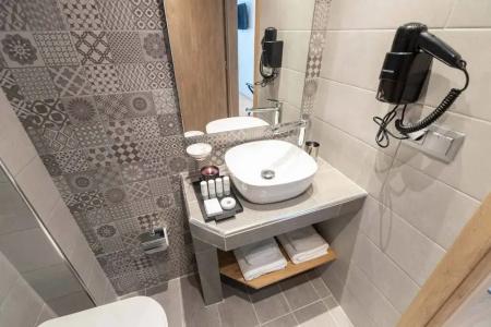 Grand Port Suites - 29