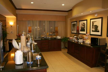 Hampton Inn & Suites I-20 - 31