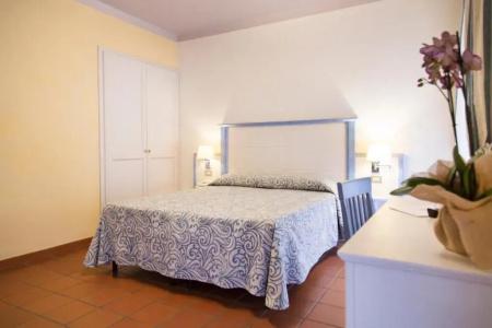 Blu Laconia Village - 40