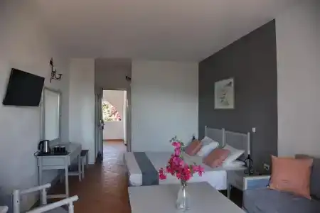 Boutique Tilos Mare - 90