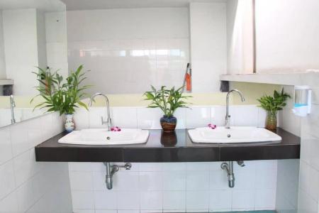 OYO 1054 Phuket Backpacker Hostel - 7