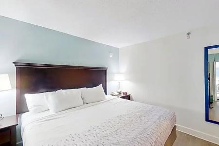 Carolinian Beach - 425