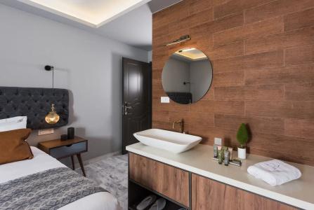 Minaret Suites and - 8