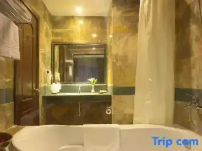 Cat Ba Island Resort & Spa - 43