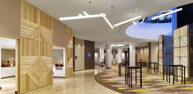 Sheraton Amsterdam Airport and Conference Center - 11