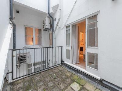 Manson Place - 247